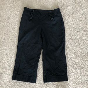 Women’s Black Capris